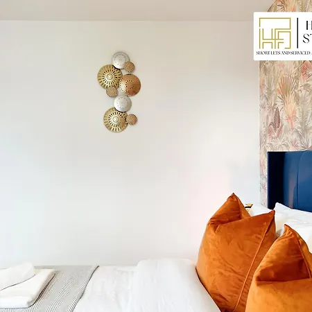 Last-Minute Specials L Premium Deal On 2 Double Bed Apartment For 6 Guests L Best Deals L Hofin Stays Short Lets & Serviced Accommodation Londres Exterior foto