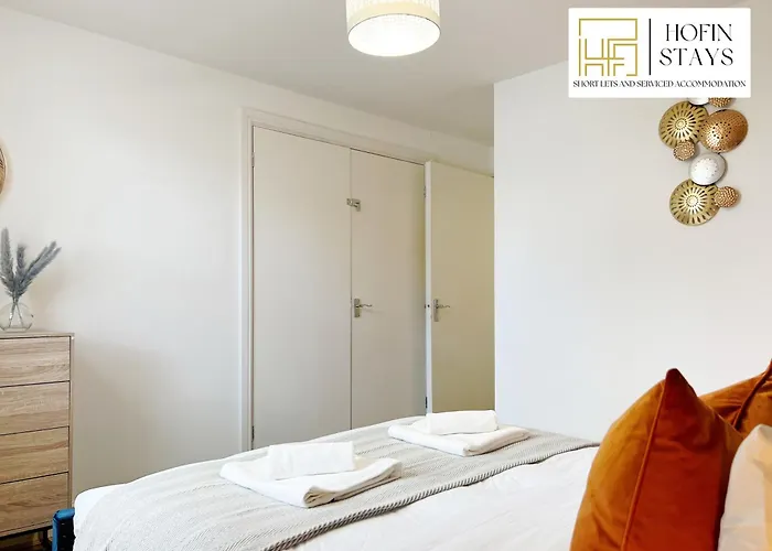 Last-Minute Reserve L Premium Deal On 2 Double Bed Apartment For 6 Guests L Best Deals L Hofin Stays Short Lets & Serviced Accommodation