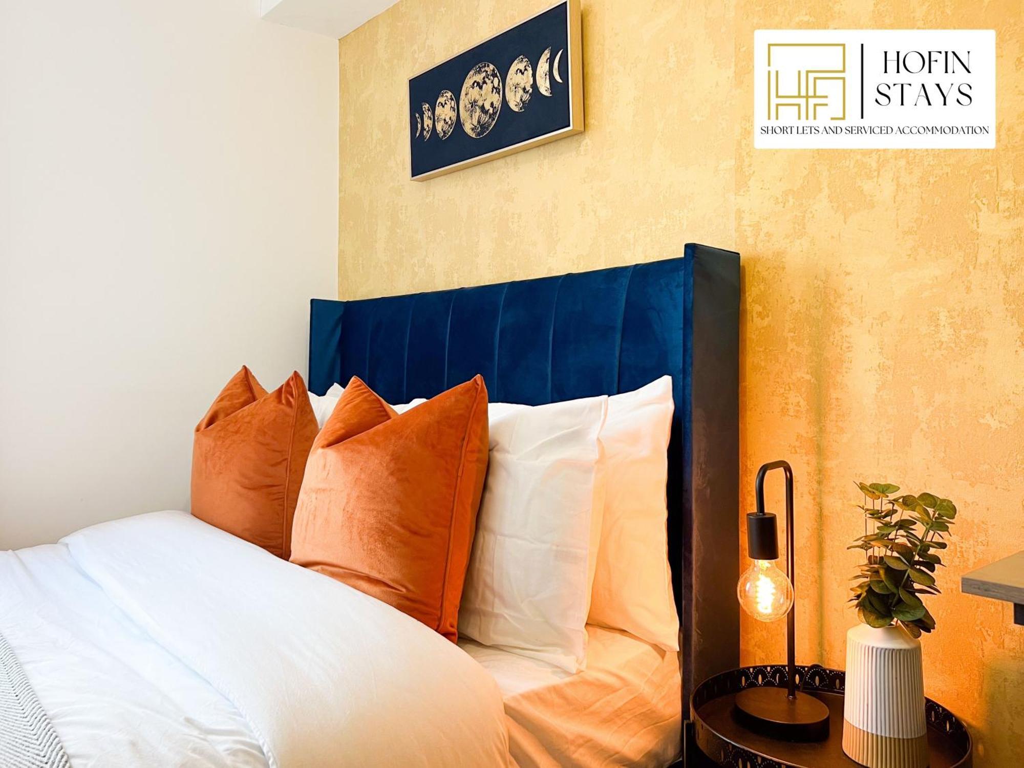 Last-minute Escape L Premium On 2 Double Bed For 6 Guests L Deals L Hofin Short Lets & Serviced * Londra